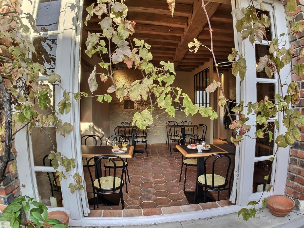 Logis Hotel Du Cygne Bracieux Zewnętrze zdjęcie